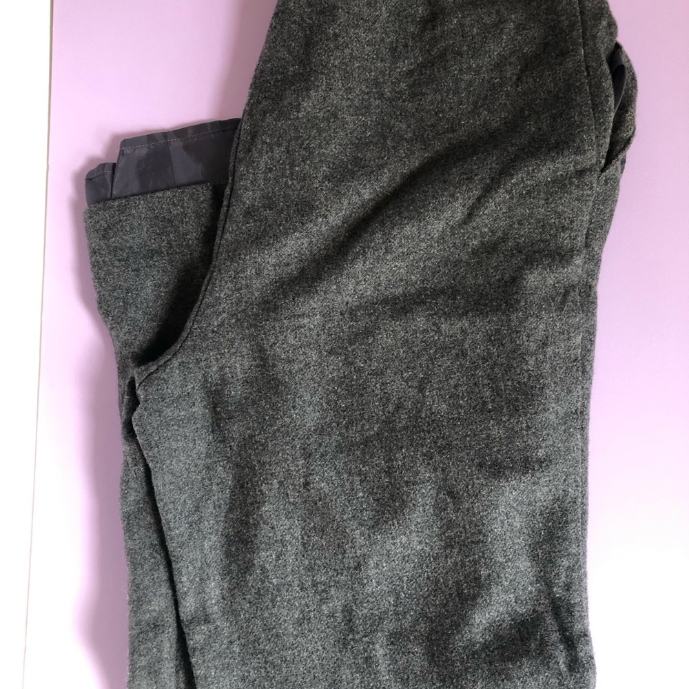 Classic gray wool blend skirt